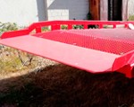 6) Como base de la pasarela de entrada (en la zona de contacto de rampa con un camión) sirve una chapa blindada con un espesor de hasta 20 mm, proporcionando una seguridad absoluta en condiciones del uso intenso.
6) Como base de la pasarela de entrada (en la zona de contacto de rampa con un camión) sirve una chapa blindada con un espesor de hasta 20 mm, proporcionando una seguridad absoluta en condiciones del uso intenso.