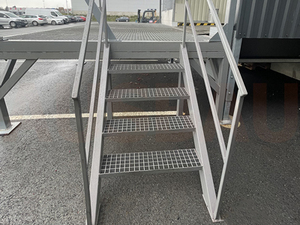 4. OPT-LD — escalera para peatones (conductor de carretilla elevadora).
